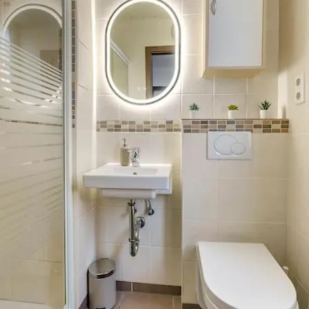 Beautiful Apartment Right On The Rhine Neuwied Exterior photo